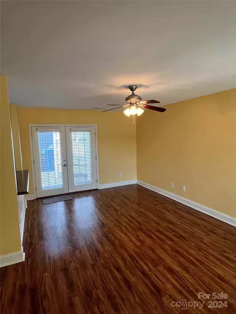Living - 1004 Main Unit B St UNIT B, Maiden, NC 28650 photo 2 of 3