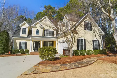 1914 Notchwood Ct, Lake Wylie, SC 29710