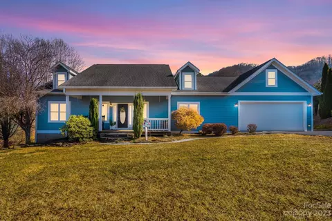 874 Burney Mountain Rd, Fletcher, NC 28732