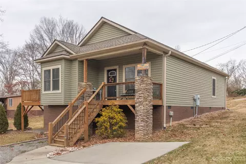 13 Bowen Rd, Asheville, NC 28803