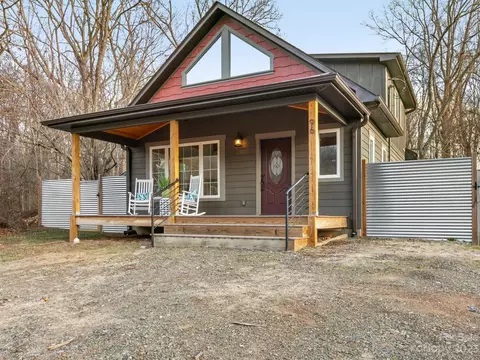 96 Anthony St, Waynesville, NC 28786