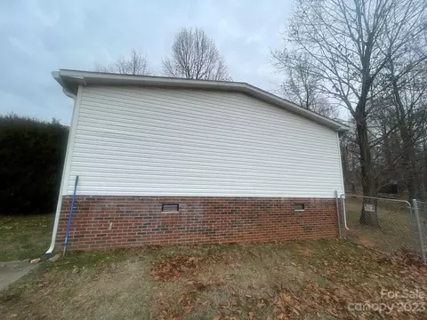 3736 Rene Ln, Maiden, NC 28650 photo 12