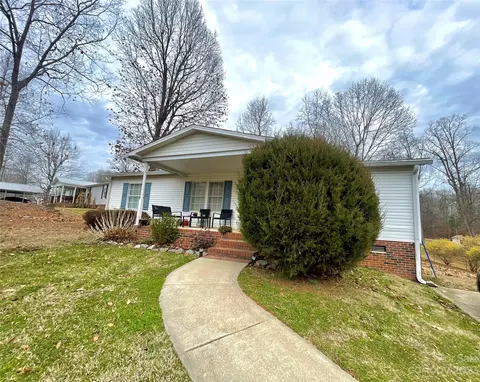 3736 Rene Ln, Maiden, NC 28650 photo 2