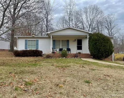 3736 Rene Ln, Maiden, NC 28650