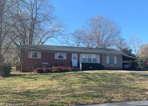 1613 Rhonda Dr, Gastonia, NC 28054
