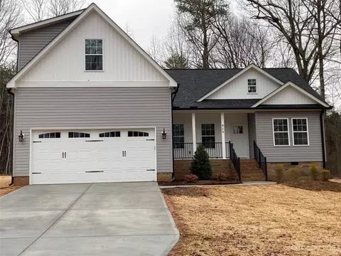 618 Montana Dr, Gastonia, NC 28056