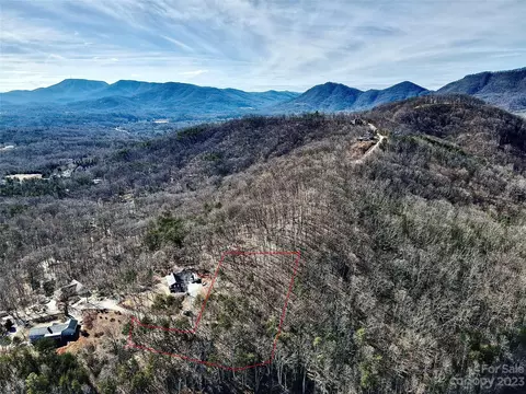 9999 Hague Dr, Columbus, NC 28722