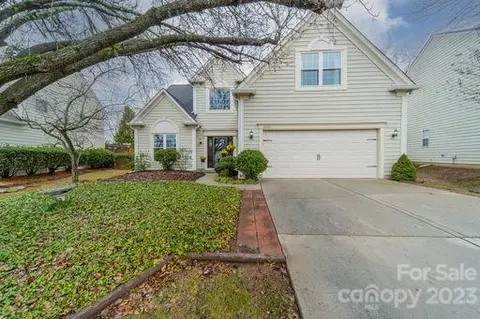 2621 Stirrup Ridge Ln, Charlotte, NC 28270