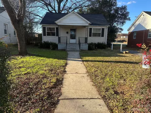 2333 Bancroft St, Charlotte, NC 28206