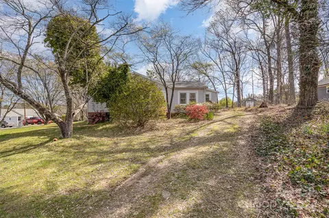 Exterior - 400 E 27th St, Kannapolis, NC 28083 photo 8 of 8