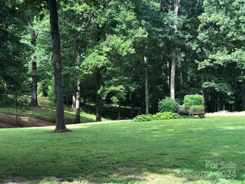Exterior - 363 Reavis Rd, Harmony, NC 28634 photo 9 of 27