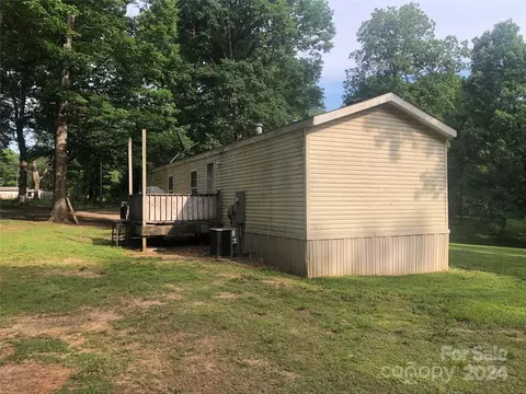 Exterior - 363 Reavis Rd, Harmony, NC 28634 photo 3 of 27