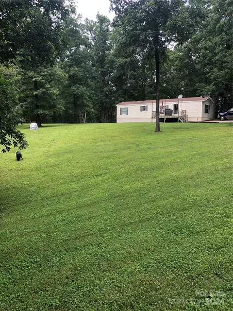 Exterior - 363 Reavis Rd, Harmony, NC 28634 photo 5 of 27
