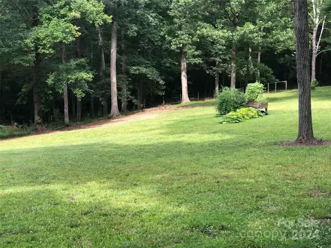 Exterior - 363 Reavis Rd, Harmony, NC 28634 photo 12 of 27