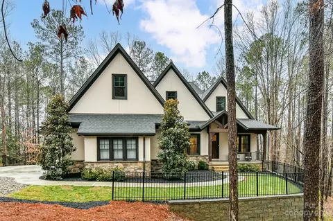 4004 Beechwood Spring Ln, Belmont, NC 28012