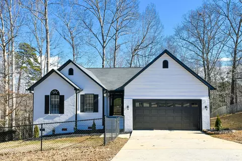 2358 Eagle Glen Ct, Gastonia, NC 28056
