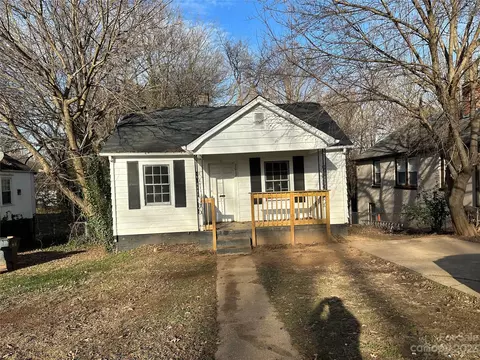 2012 Renner St, Charlotte, NC 28216