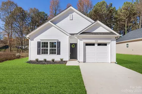 841 Mcdonald Rd, Charlotte, NC 28214