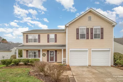 9816 Avensong Crossing Dr, Charlotte, NC 28215