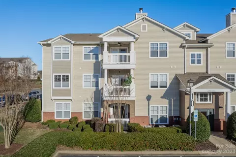 19832 Deer Valley Dr, Cornelius, NC 28031