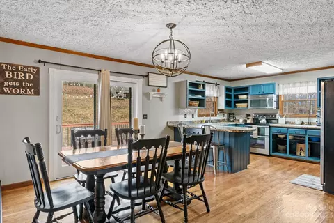 314 Moody Ridge Rd, Clyde, NC 28721 photo 6