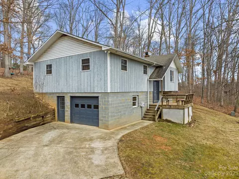 314 Moody Ridge Rd, Clyde, NC 28721 photo 2