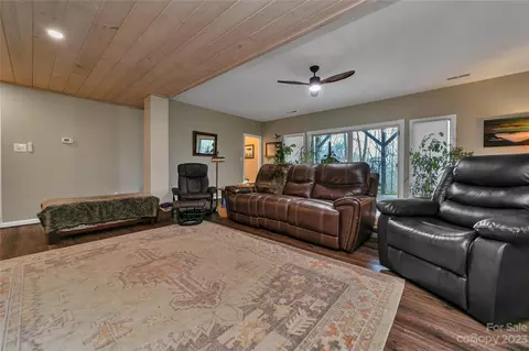 91 Elseetos Dr, Brevard, NC 28712 photo 41