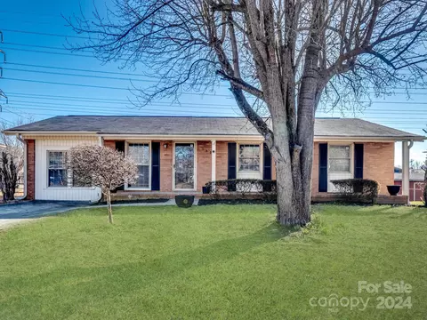 540 Efird St, Gastonia, NC 28054