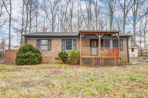 1718 Hart Rd, Charlotte, NC 28214