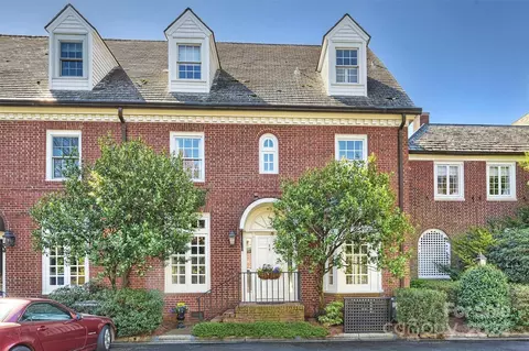 1905 Queens Rd, Charlotte, NC 28207