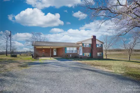 28146 Hatley Farm Rd, Albemarle, NC 28001