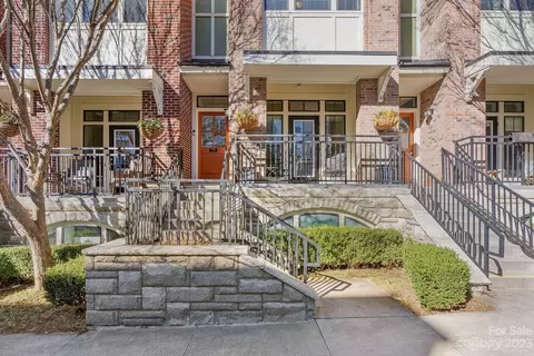 73 Stamford Wgarage St #W/GARAGE, Asheville, NC 28803