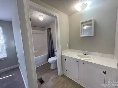 135 Ayers Rd, Grover, NC 28073 photo 9