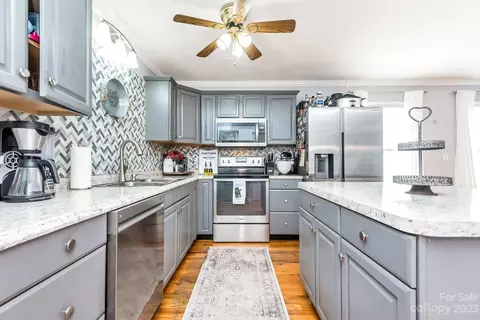 331 Cobblestone Ln, Ferguson, NC 28624 photo 16
