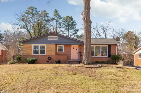 4215 Westcliff Dr, Charlotte, NC 28208