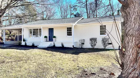 179 Briarcliff Dr, Kannapolis, NC 28081