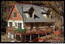 32 Evita Cove Rd, Weaverville, NC 28787