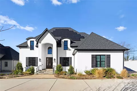 1204 Cedar Ln, Charlotte, NC 28226