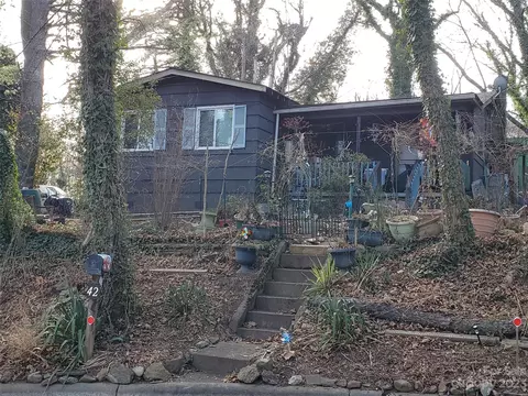 42 Eastview Ave, Asheville, NC 28803