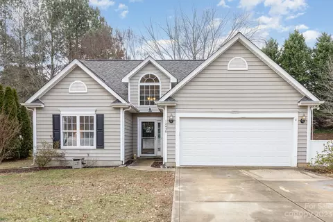 12430 Bravington Rd, Huntersville, NC 28078