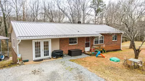 1857 Zion Rd, Morganton, NC 28655