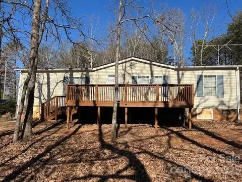 144 Skyview Ave, Forest City, NC 28043