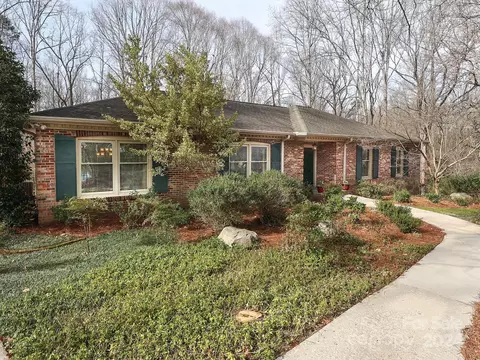 3413 Johnny Cake Ln, Charlotte, NC 28226