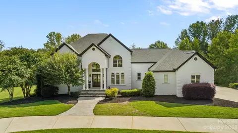 1424 Rosehill Dr, Waxhaw, NC 28173