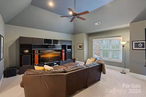 Bedroom - 13528 Evening Primrose Dr, Davidson, NC 28036 photo 3 of 5
