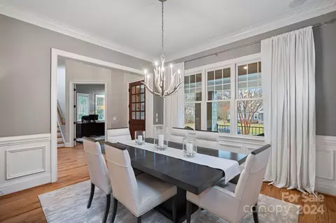 Dining - 13528 Evening Primrose Dr, Davidson, NC 28036 photo 2 of 3