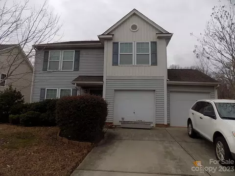 1515 Kellys Landing Dr, Mount Holly, NC 28120
