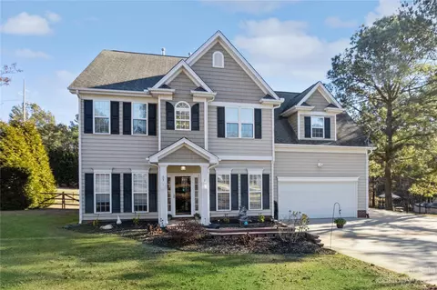155 Painted Bunting Dr, Troutman, NC 28166