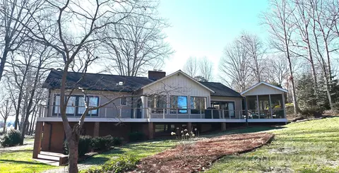 3490 Duck Pond Ne Dr NE, Conover, NC 28613