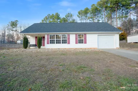 201 Brook Creek Dr, Troutman, NC 28166